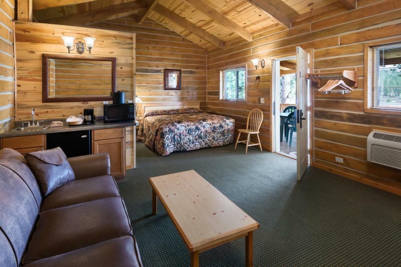 Rock Crest Lodge & Cabins Custer Esterno foto